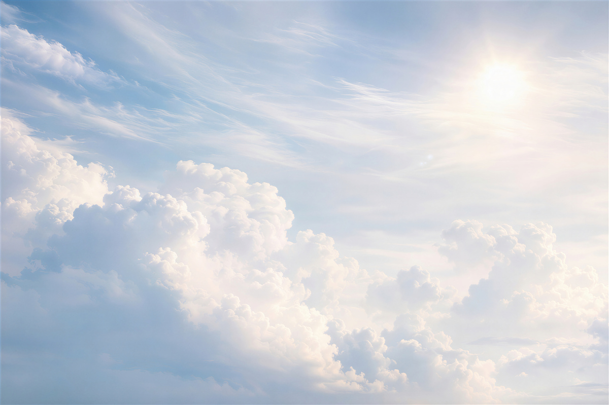 Fototapeten helles Sonnenlicht inmitten von Gewitterwolken