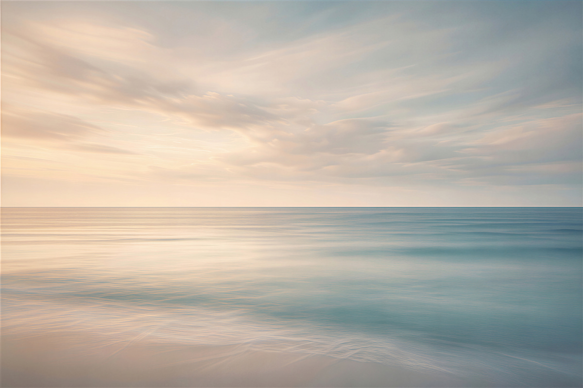 Fototapeten ruhiger Strand bei Sonnenaufgang
